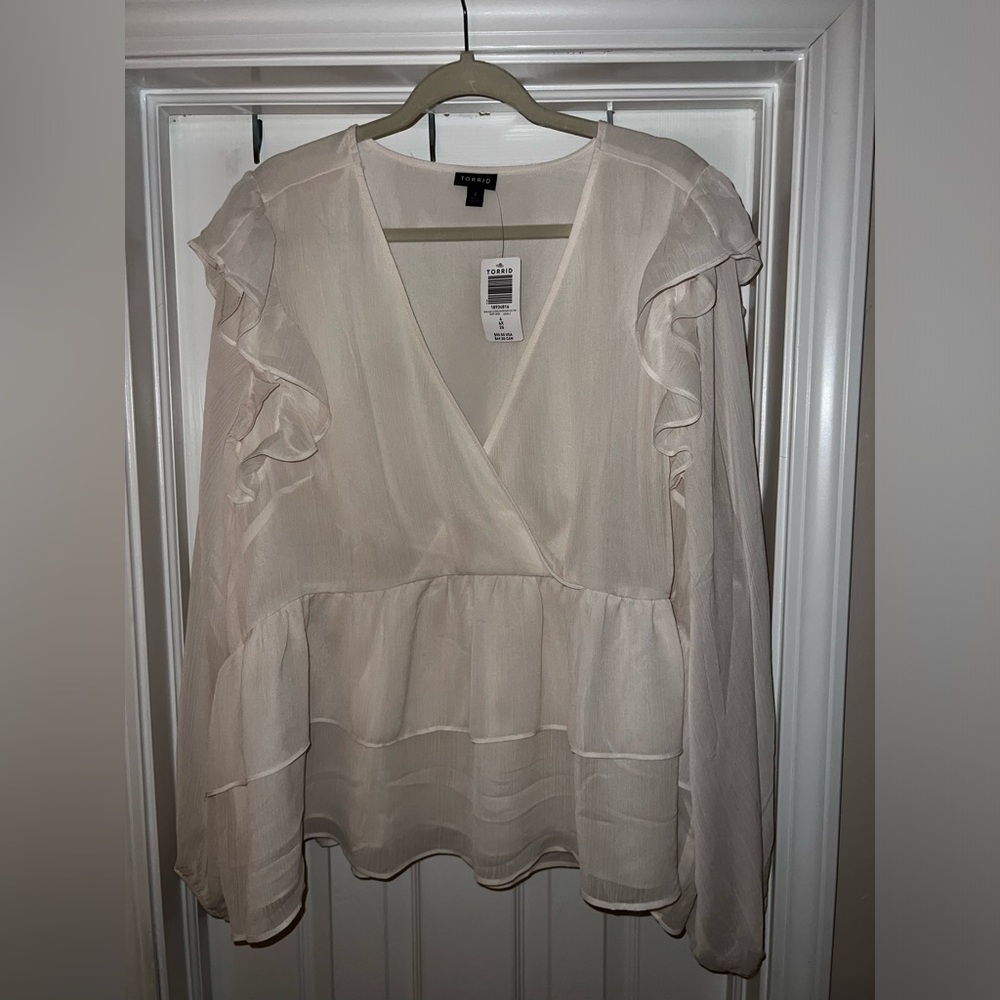 Cream torrid blouse